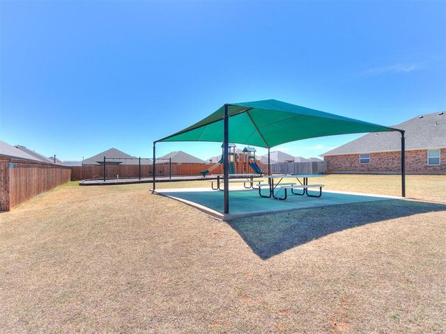 9317 Anaum Lane, Yukon, OK 73099