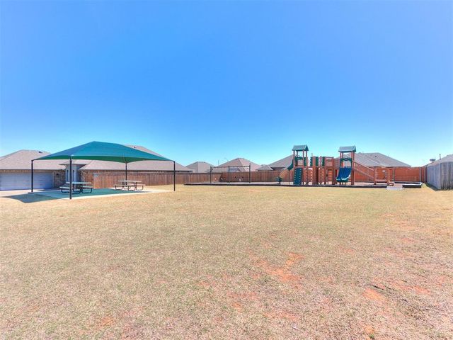 9317 Anaum Lane, Yukon, OK 73099