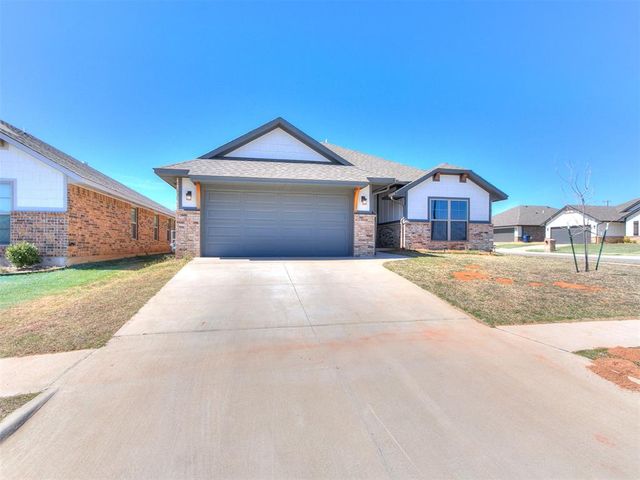 9317 Anaum Lane, Yukon, OK 73099
