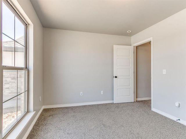 9317 Anaum Lane, Yukon, OK 73099
