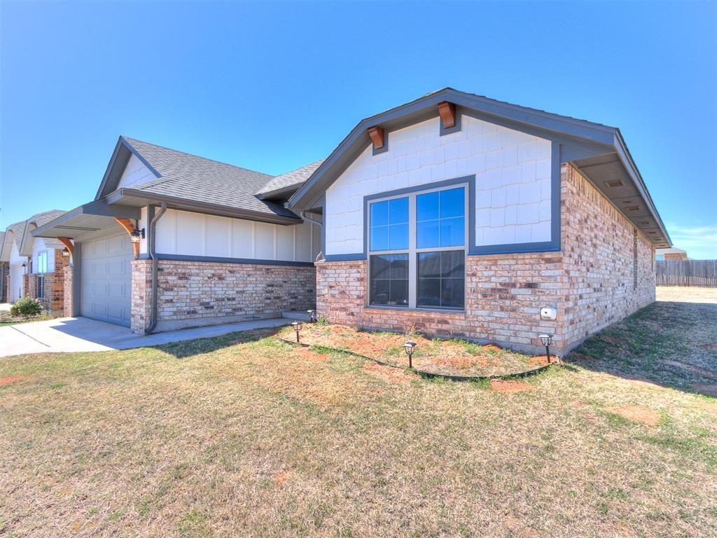 9317 Anaum Lane, Yukon, OK 73099