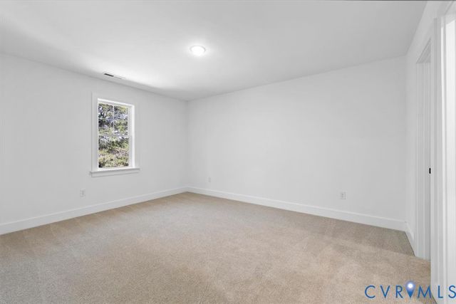 2242 Lakeview Dr, Powhatan, VA 23139