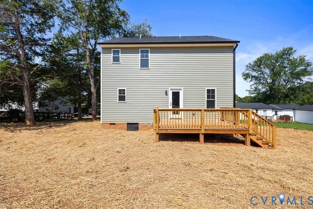 2242 Lakeview Dr, Powhatan, VA 23139