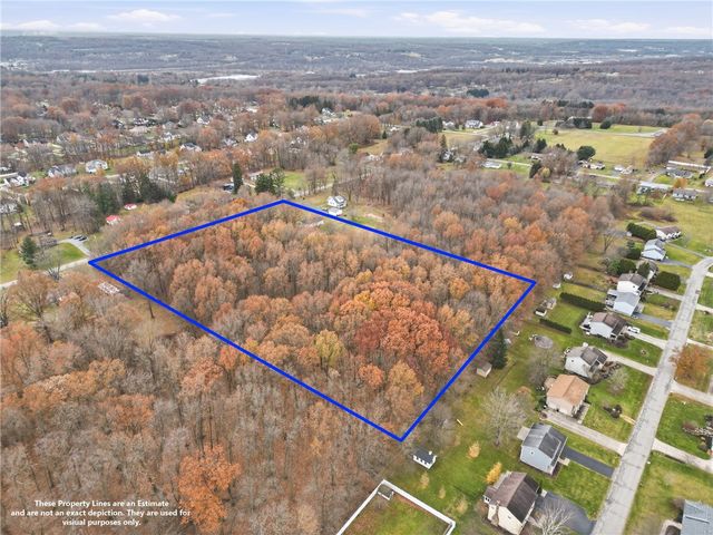 3489 Sample Rd, Hermitage, PA 16148