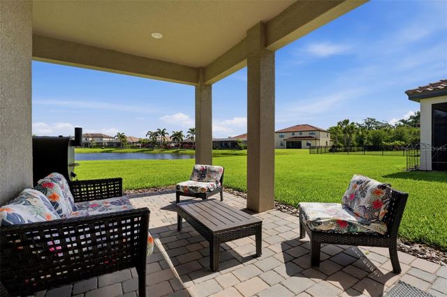 13705 FLAT WOODS TERRACE, Bradenton, FL 34211