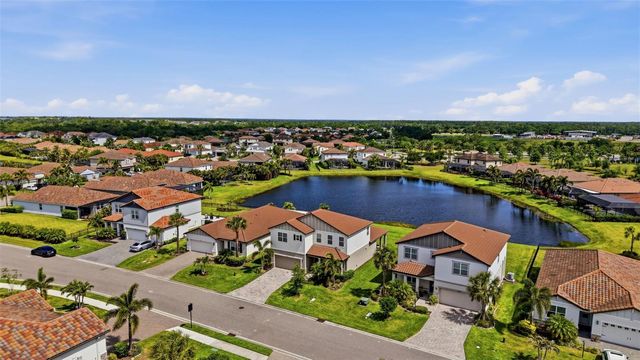 13705 FLAT WOODS TERRACE, Bradenton, FL 34211