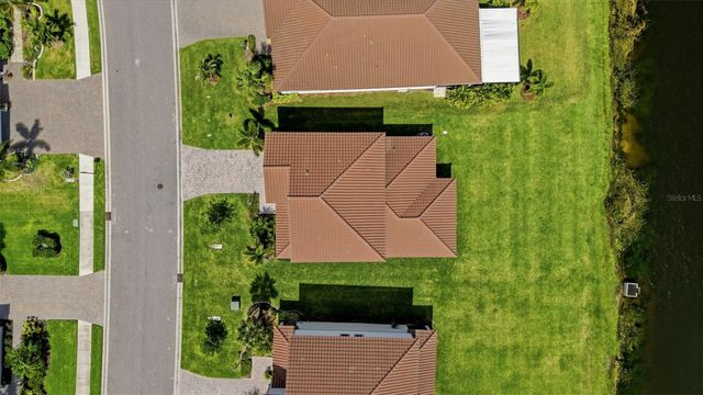 13705 FLAT WOODS TERRACE, Bradenton, FL 34211