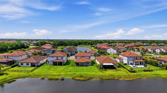 13705 FLAT WOODS TERRACE, Bradenton, FL 34211