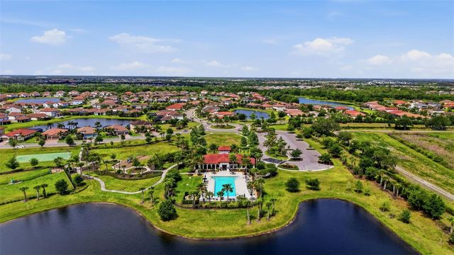 13705 FLAT WOODS TERRACE, Bradenton, FL 34211