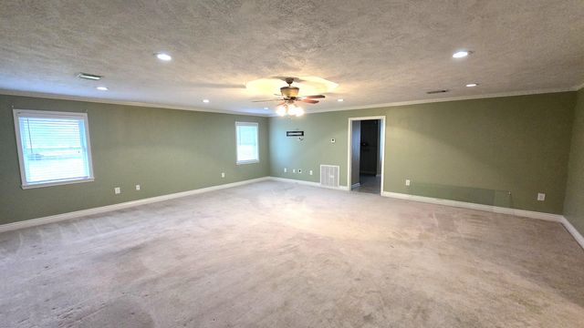 165 East Pleasant Hill, Deridder, LA 70634