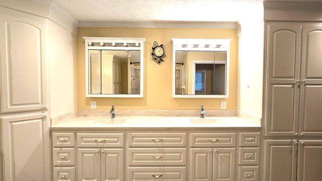 165 East Pleasant Hill, Deridder, LA 70634