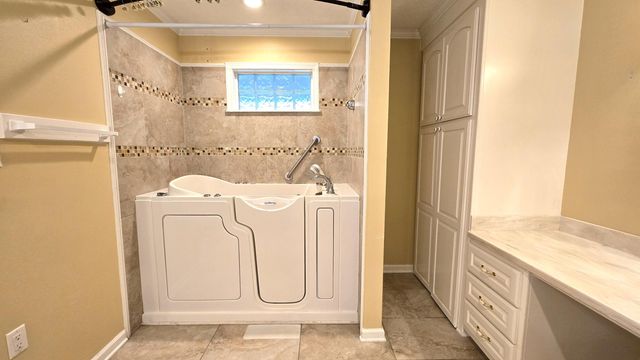 165 East Pleasant Hill, Deridder, LA 70634