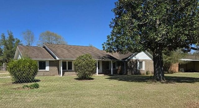 165 East Pleasant Hill, Deridder, LA 70634