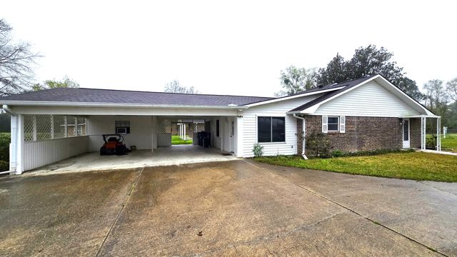 165 East Pleasant Hill, Deridder, LA 70634