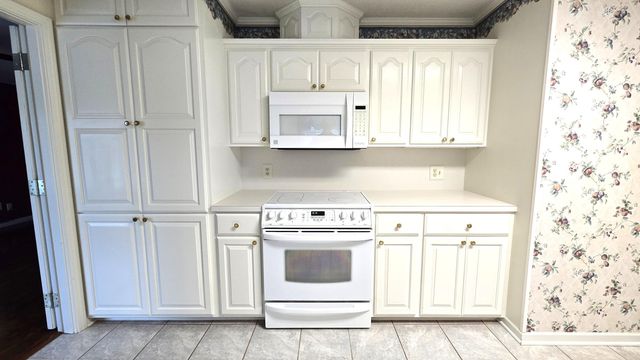 165 East Pleasant Hill, Deridder, LA 70634