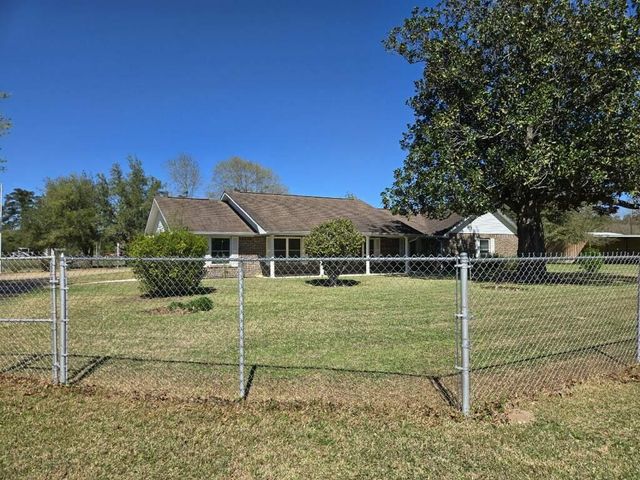 165 East Pleasant Hill, Deridder, LA 70634