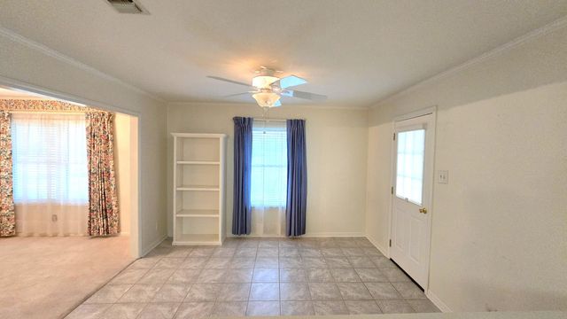 165 East Pleasant Hill, Deridder, LA 70634