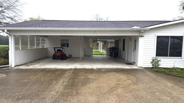 165 East Pleasant Hill, Deridder, LA 70634