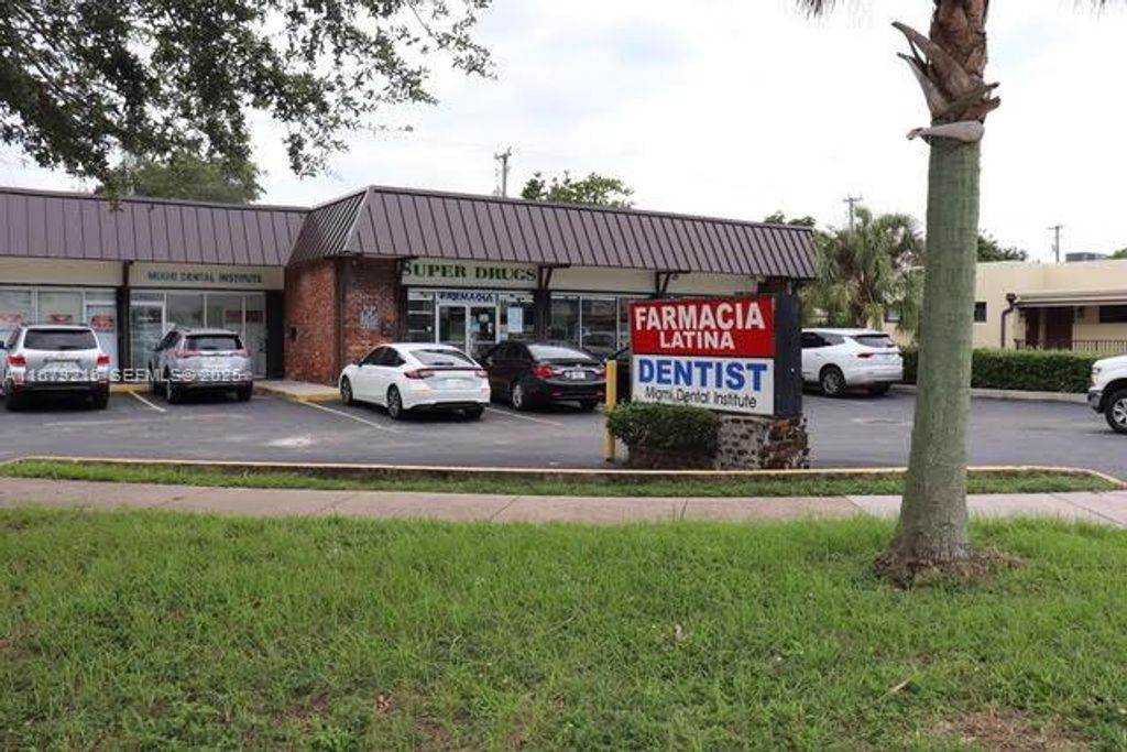 5500 SW 8th Street Pharmacy, Coral Gables, FL 33134