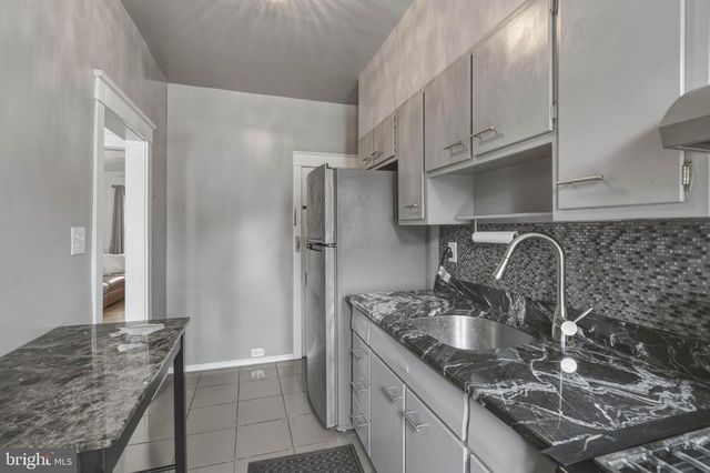 1653 W MENTOR ST, Philadelphia, PA 19141