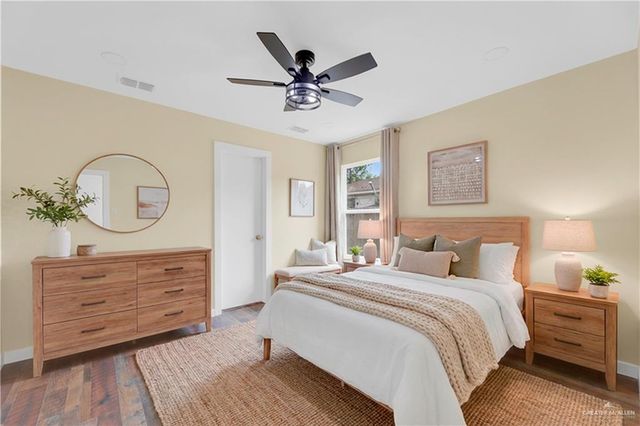 808 S 15th Avenue, Edinburg, TX 78539