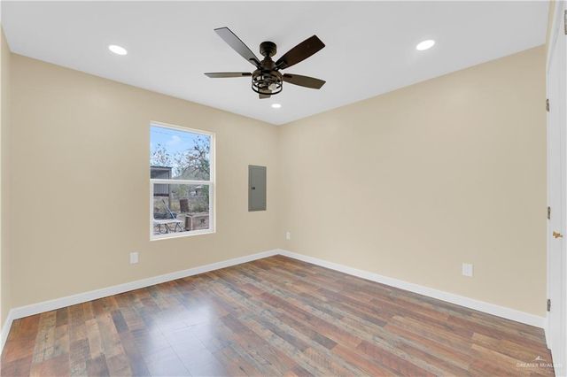 808 S 15th Avenue, Edinburg, TX 78539