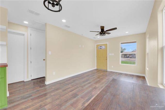 808 S 15th Avenue, Edinburg, TX 78539