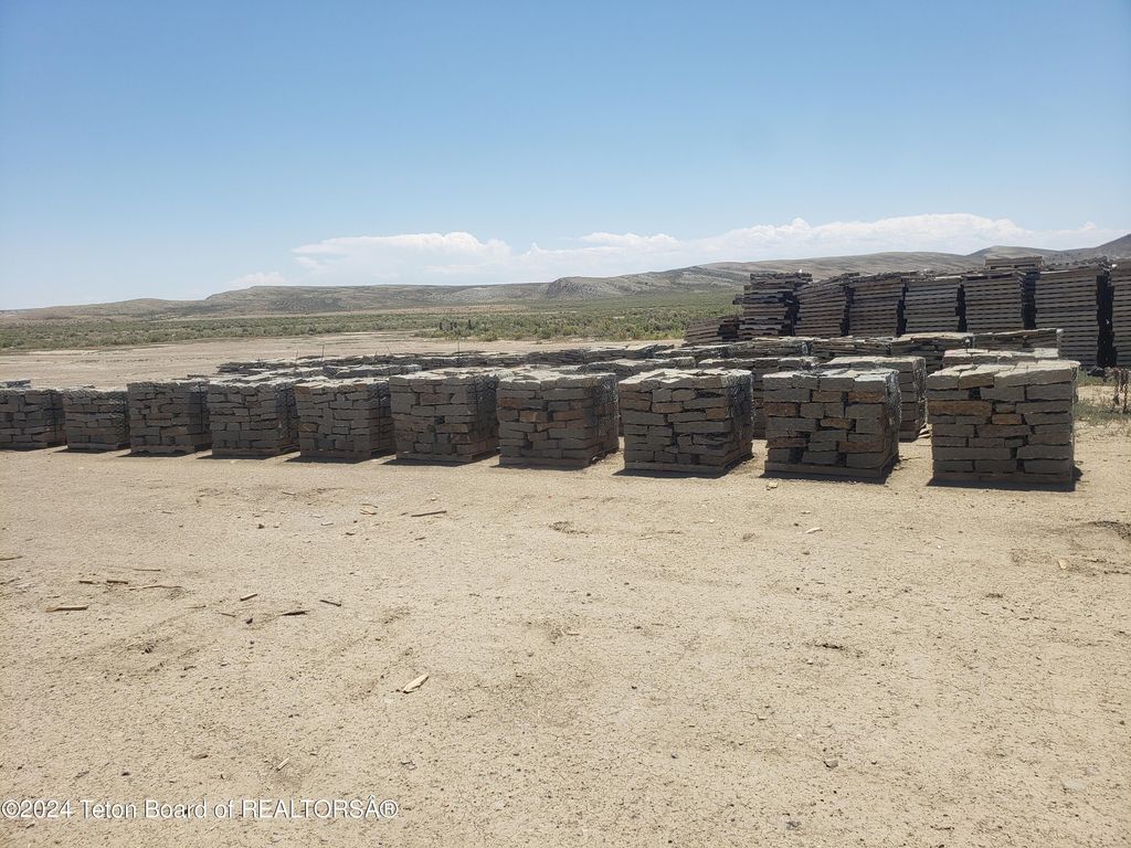 189 S 412 Highway, Kemmerer, WY 83101 photo 23