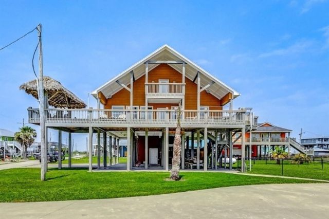 950 Seadrift Drive, Crystal Beach, TX 77650