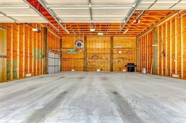 950 Seadrift Drive, Crystal Beach, TX 77650