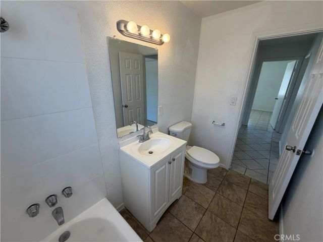 9227 Bruce Avenue, Riverside, CA 92503