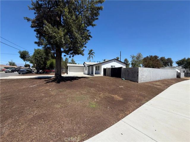 9227 Bruce Avenue, Riverside, CA 92503