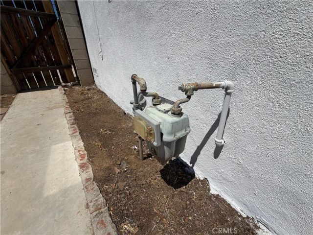 9227 Bruce Avenue, Riverside, CA 92503