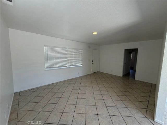 9227 Bruce Avenue, Riverside, CA 92503