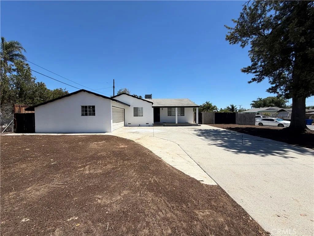 9227 Bruce Avenue, Riverside, CA 92503