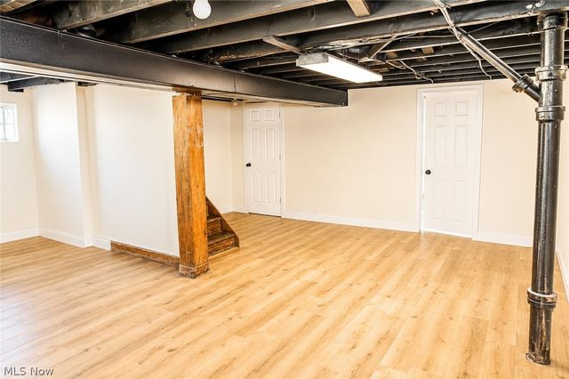13520 Saint James Avenue, Cleveland, OH 44135