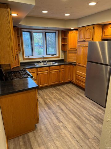 428 Mercer Avenue, Decatur, IN 46733