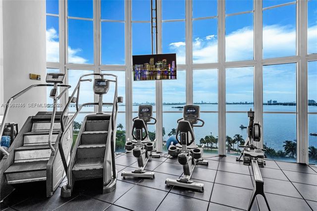 1800 N Bayshore Dr 3406, Miami, FL 33132