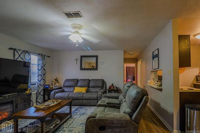 329 Sharon Drive, Trumann, AR 72472