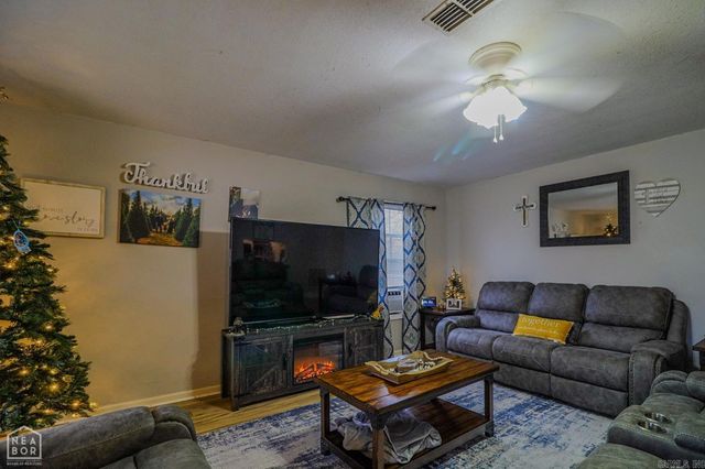 329 Sharon Drive, Trumann, AR 72472