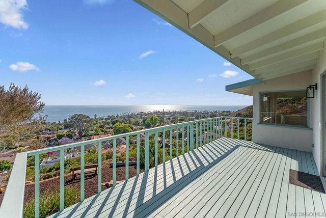5995 La Jolla Corona, La Jolla, CA 92037