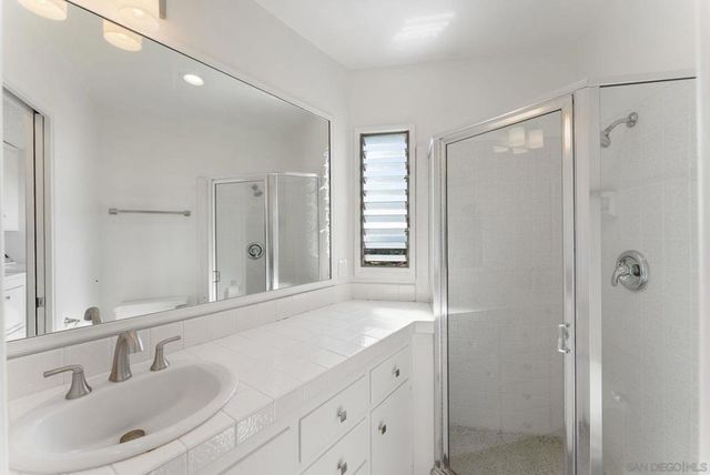 5995 La Jolla Corona, La Jolla, CA 92037