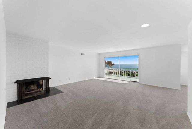 5995 La Jolla Corona, La Jolla, CA 92037