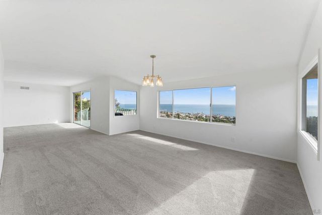 5995 La Jolla Corona, La Jolla, CA 92037