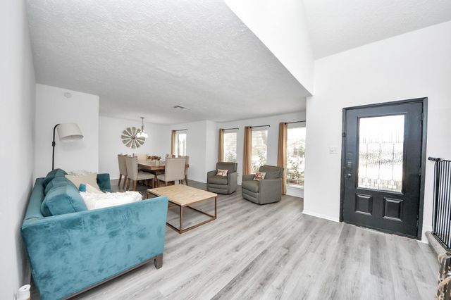 10119 Sageglow Drive, Houston, TX 77089