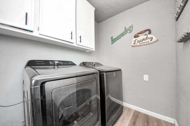 10119 Sageglow Drive, Houston, TX 77089