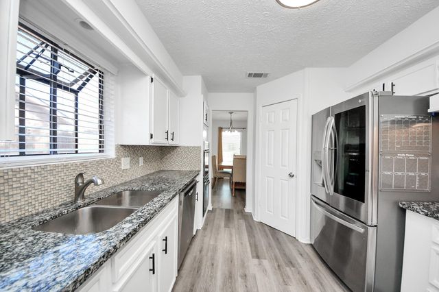 10119 Sageglow Drive, Houston, TX 77089