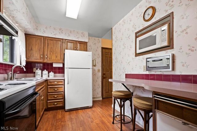 2502 Eastlawn Street, Lorain, OH 44052