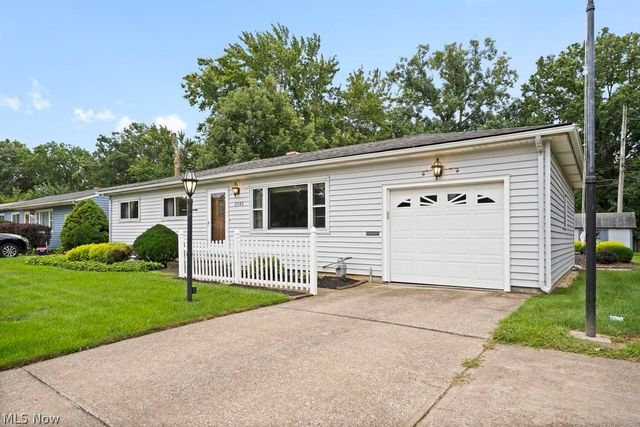 2502 Eastlawn Street, Lorain, OH 44052