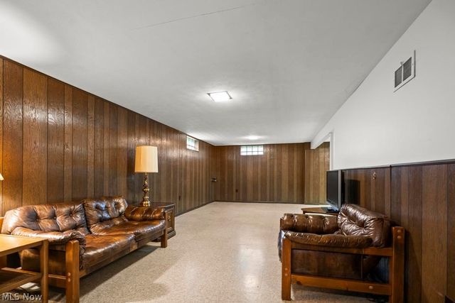 2502 Eastlawn Street, Lorain, OH 44052